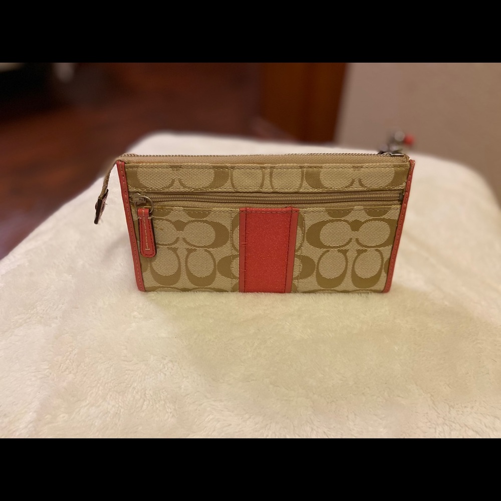 Coach Wallet/Wristlet - Picture 2 of 9